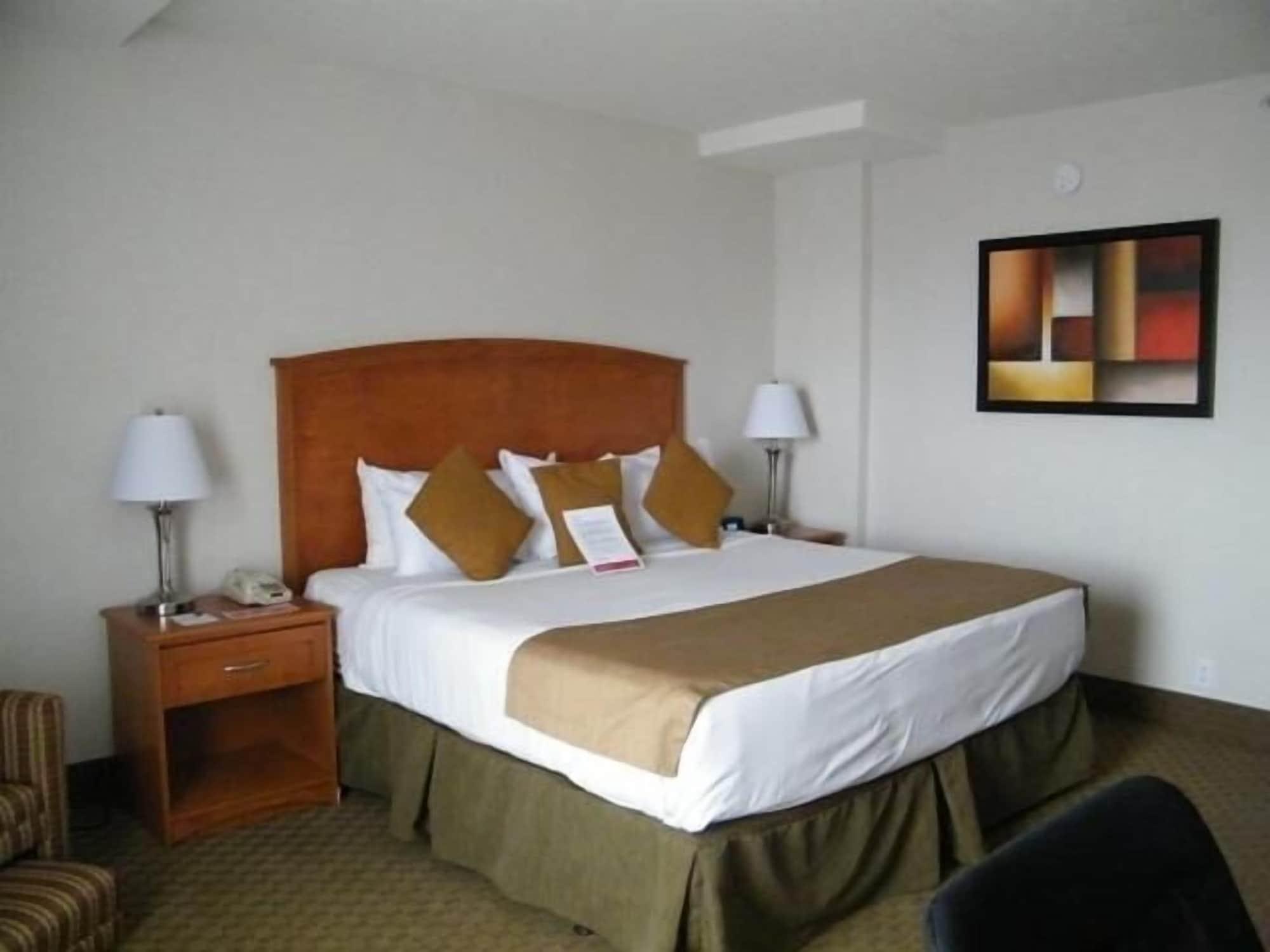 Ramada By Wyndham Edmonton South Exterior foto