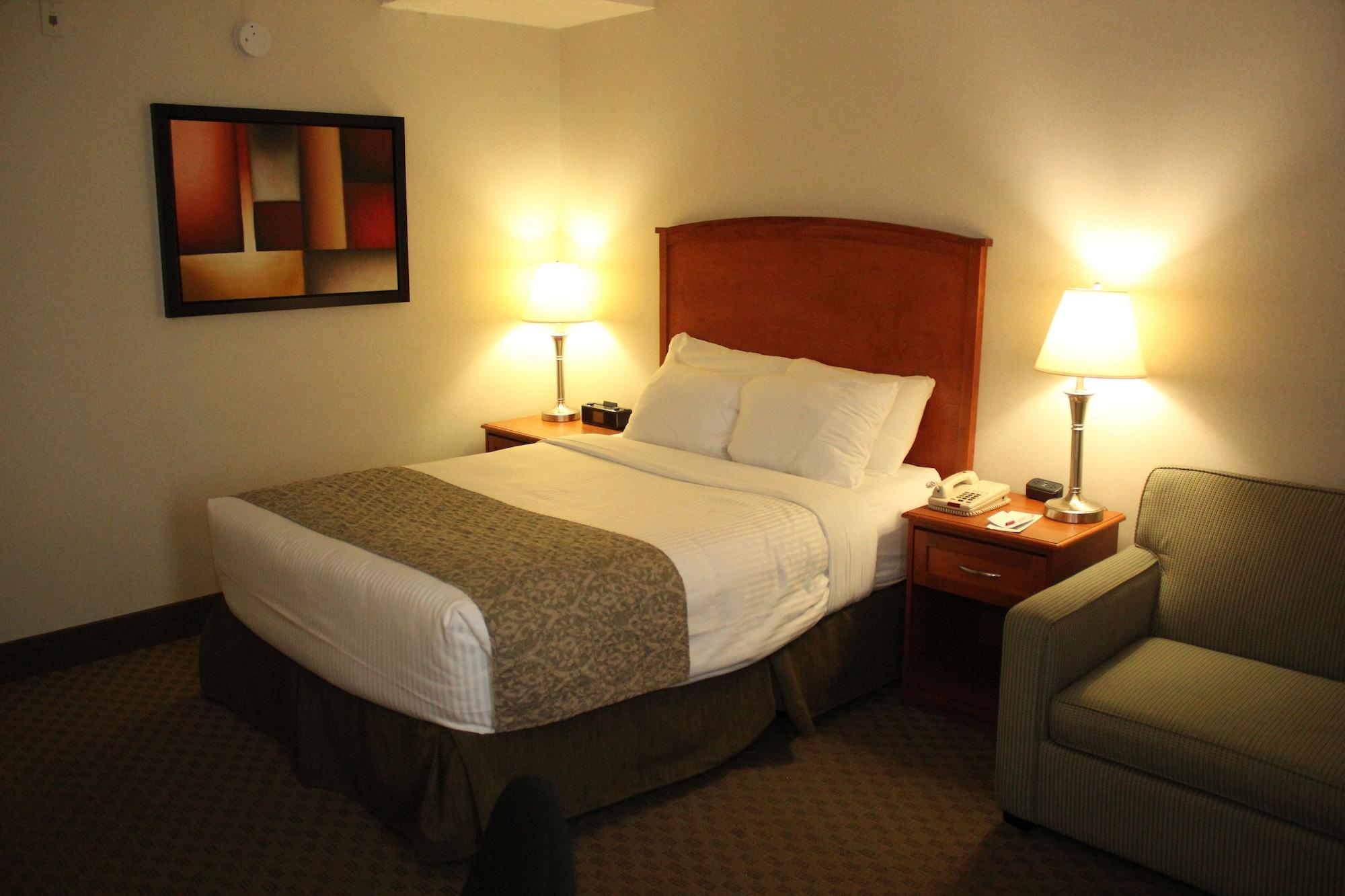 Ramada By Wyndham Edmonton South Exterior foto