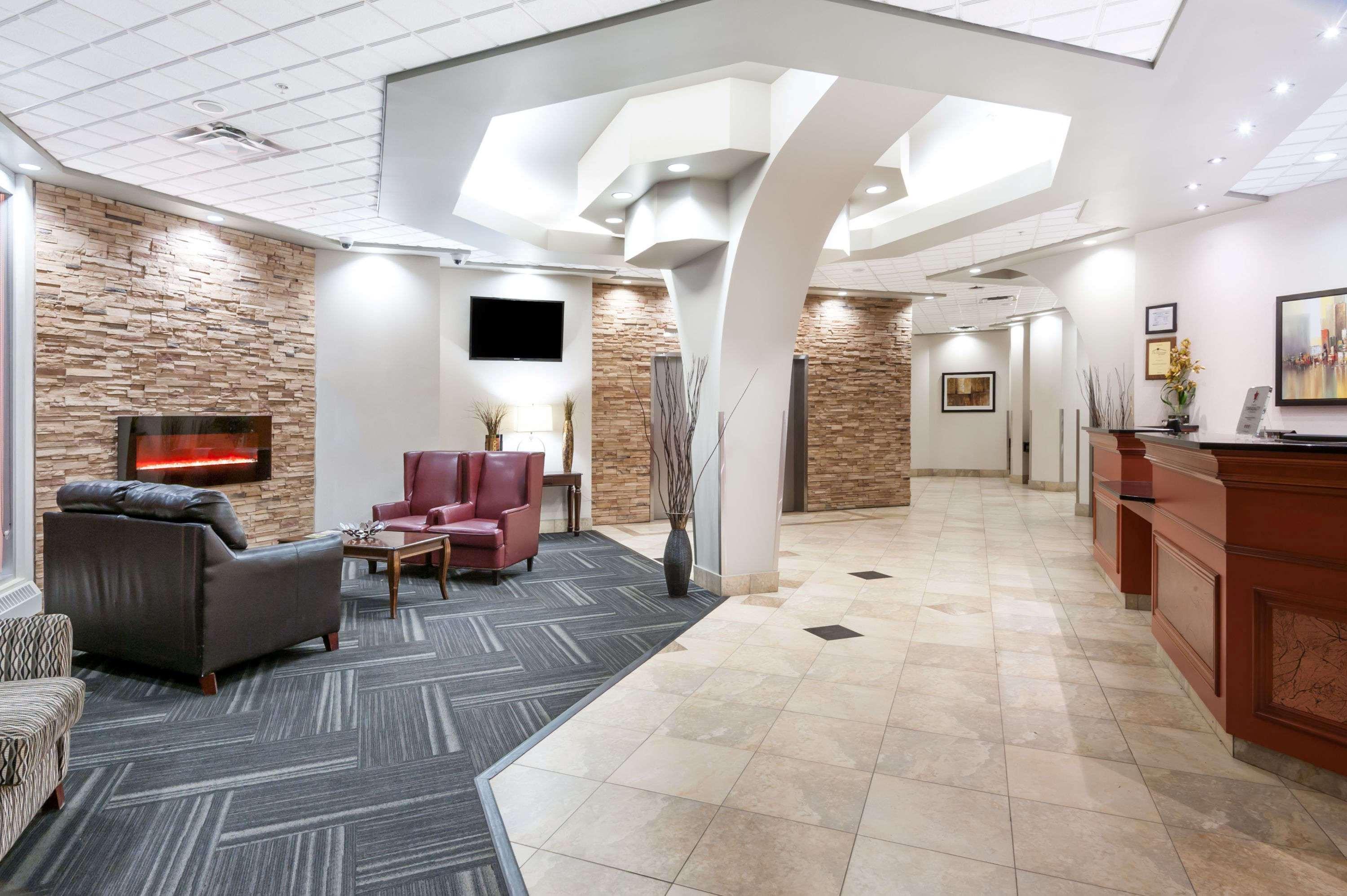 Ramada By Wyndham Edmonton South Exterior foto